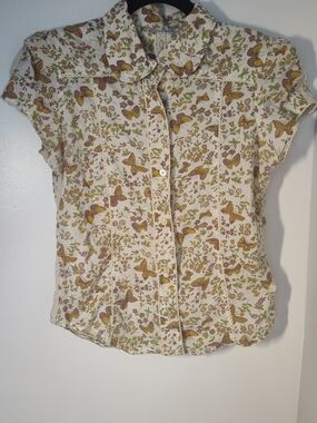 Vintage Womens Cream Butterfly Print Short Sleeve Button-Up Top #505